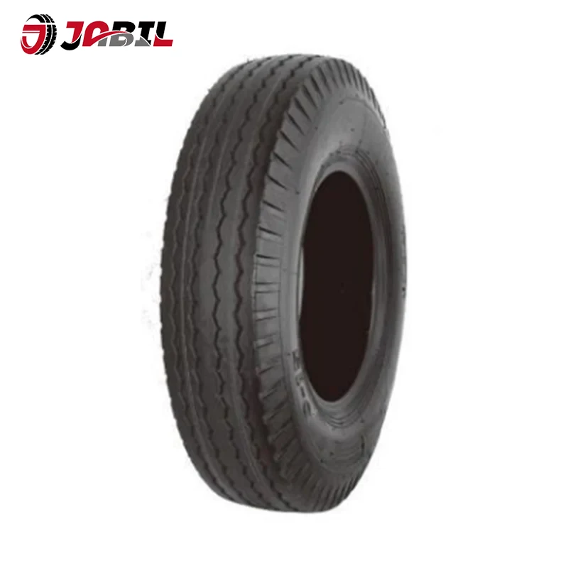 ライトトラックとバスタイヤ ライトトラックとバスタイヤ