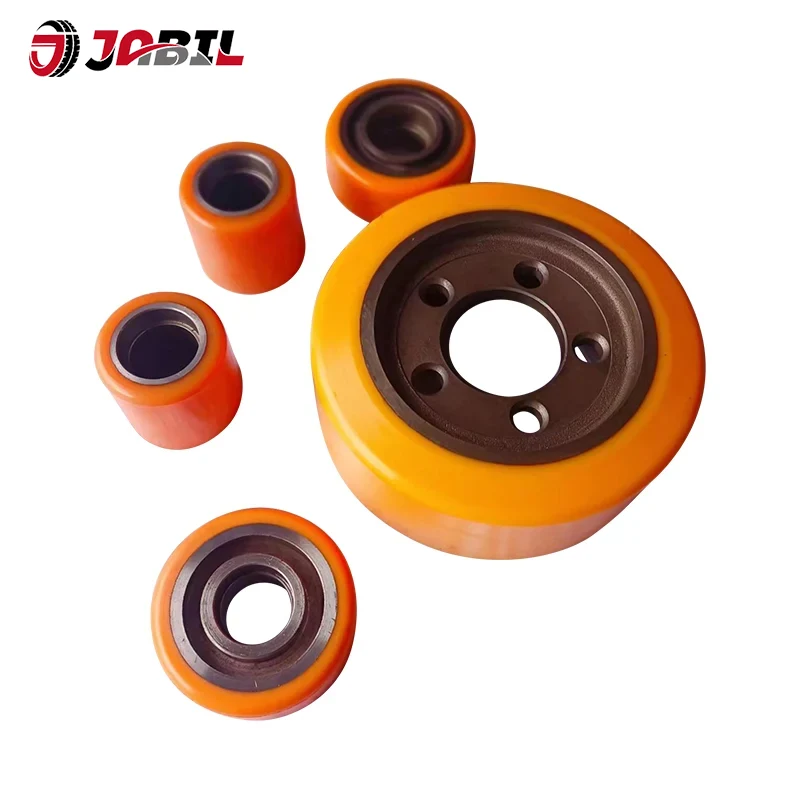 ポリウレタン固体タイヤ